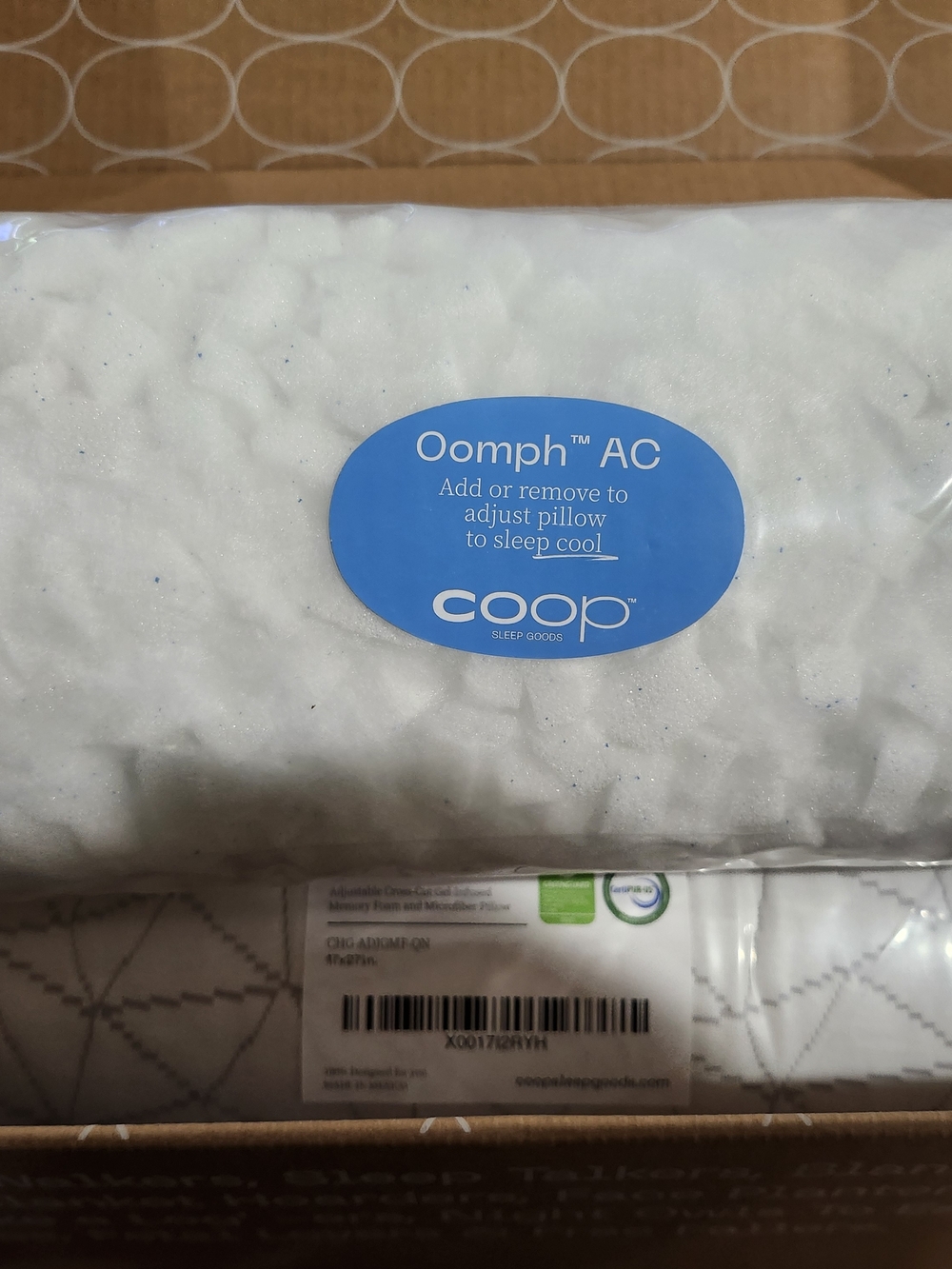 Coop The Eden Queen Pillow - White - Picture 2 of 3